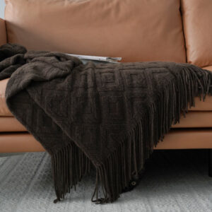 Knitted Bed Tail Towel - Image 7