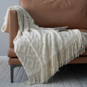 Knitted Bed Tail Towel - Image 1