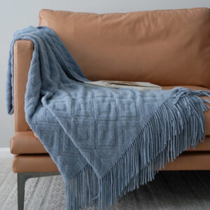 Knitted Bed Tail Towel - Image 8