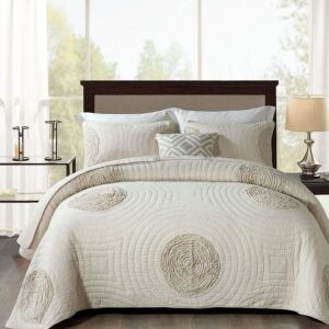 Embroidered quilted quilt - Image 6