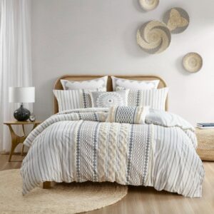 Duvet Cover Set With Chenille - Image 1