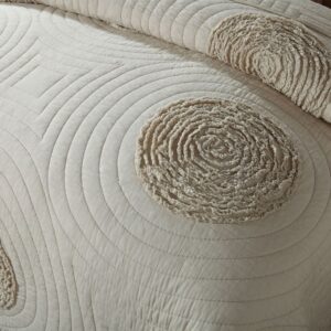 Embroidered quilted quilt - Image 7