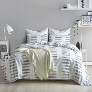 Bedding Sets Of Quilts And Sheets - Image 3